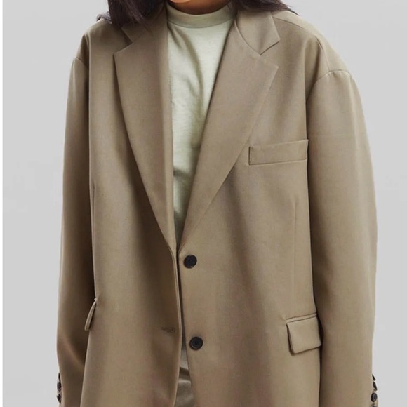 The Frankie Shop Desert Taupe Blazer - Picture 2 of 16